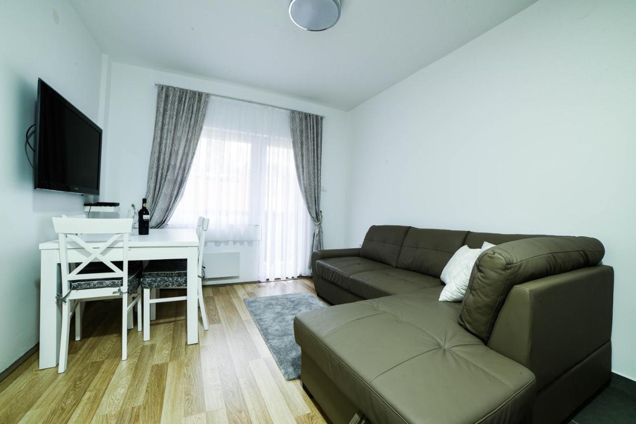 Jollykop Apartments Kopaonik Exteriör bild